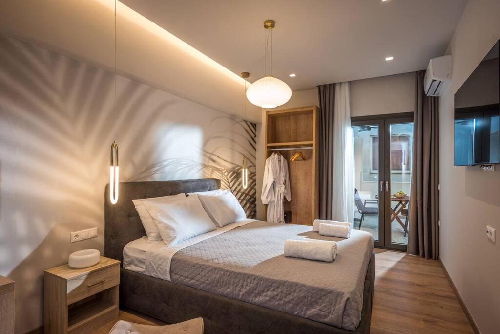 Amalia'S Luxury Apartment 3 Heraklion  Екстер'єр фото